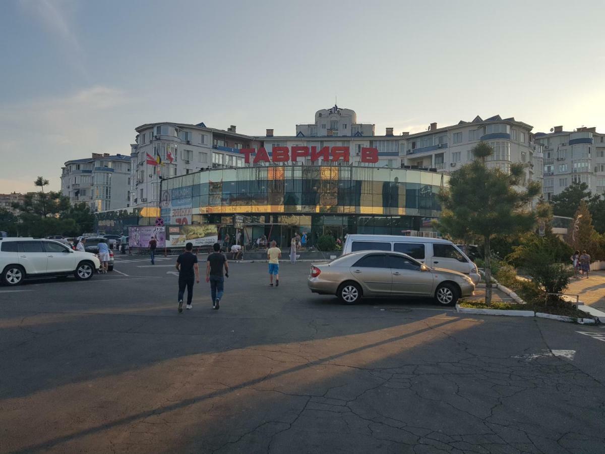 Апартаменты На Люстдорфской オデッサ エクステリア 写真